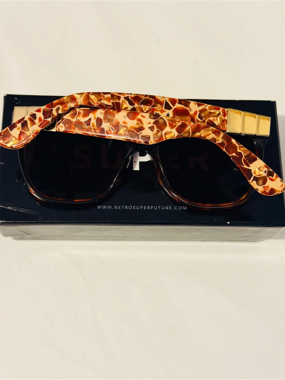 RetroSuperFuture Tortoiseshell Pattern Sunglasses Arm in Brown and Cream
